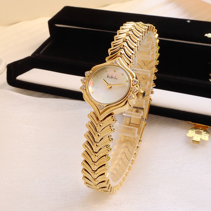 Bamboo Chain Women's Watch Elegant Quartz Design